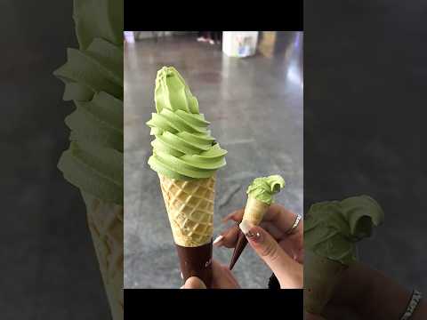 This ice cream lifehack did NOT go as expected 🍦😭