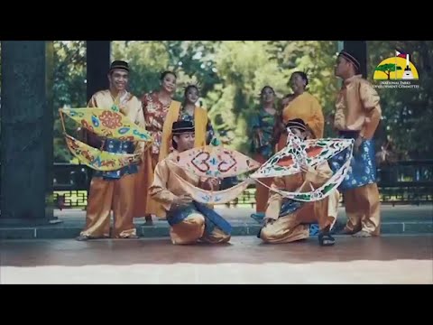 Wau Bulan (Moon-Kite) Dance of MALAYSIA - Performed by Filipinos | Traditional Cultural Folk Dancing